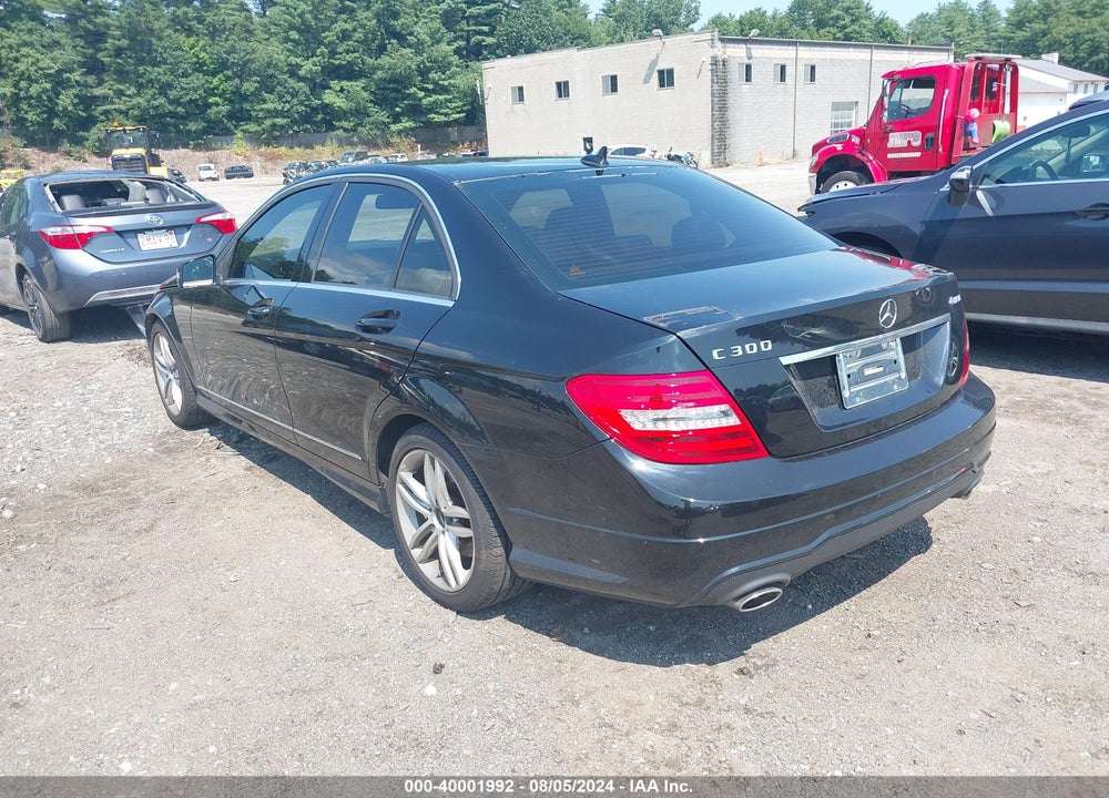 2014 MERCEDES-BENZ C 300 LUXURY 4MATIC/SPORT 4MATIC VIN: WDDGF8AB5ER315140