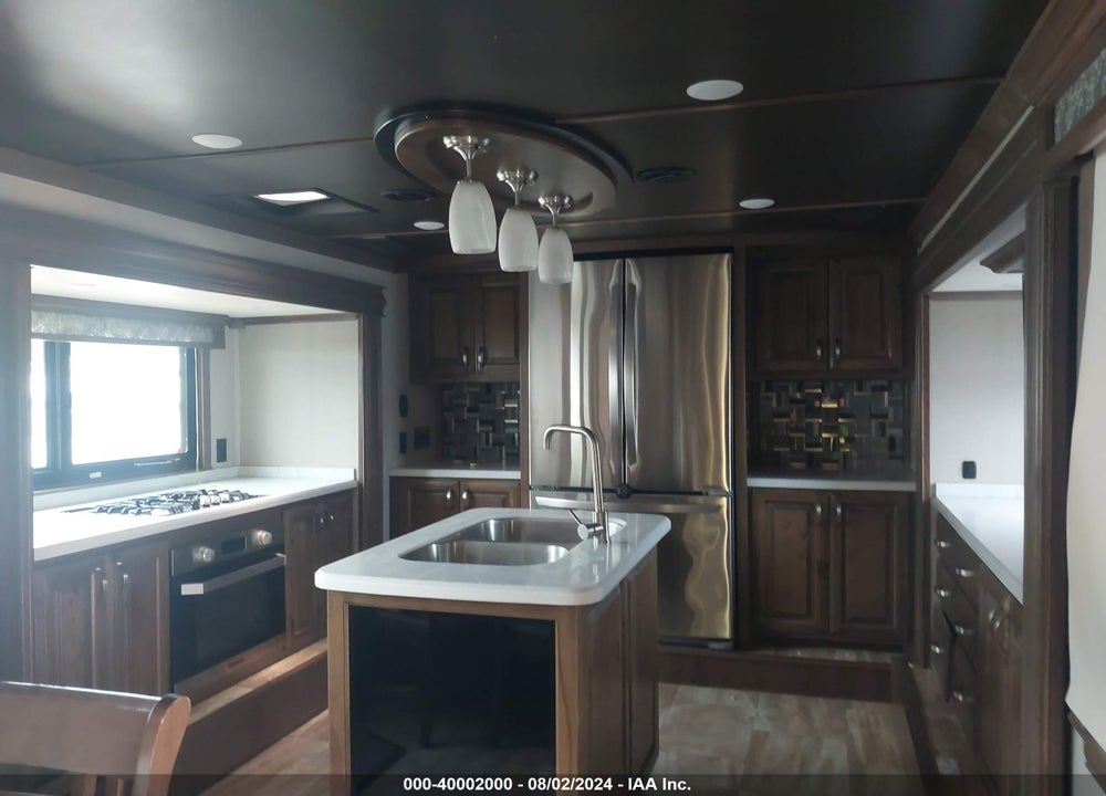 2019 FOREST RIVER RIVERSTONE 39FK VIN: 4X4FRSR2XK5000815