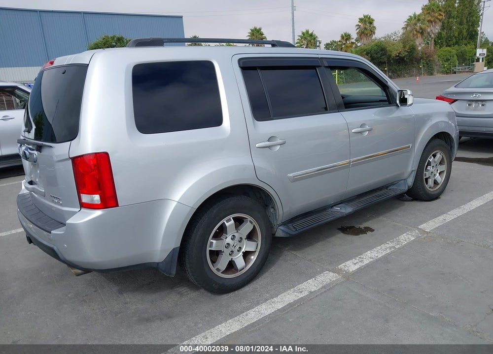 2010 HONDA PILOT TOURING VIN: 5FNYF4H96AB027394