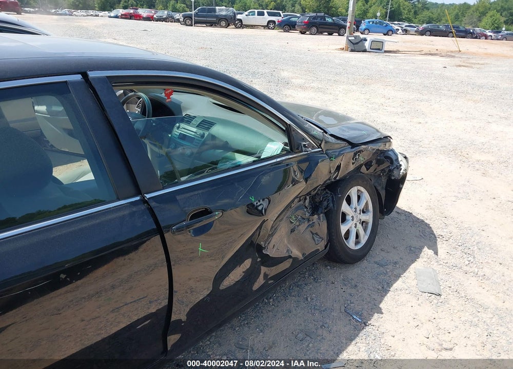 2011 TOYOTA CAMRY LE VIN: 4T1BF3EK3BU133426