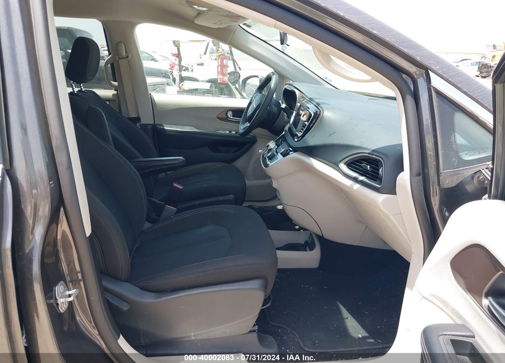 2022 CHRYSLER VOYAGER LX VIN: 2C4RC1CG0NR215498