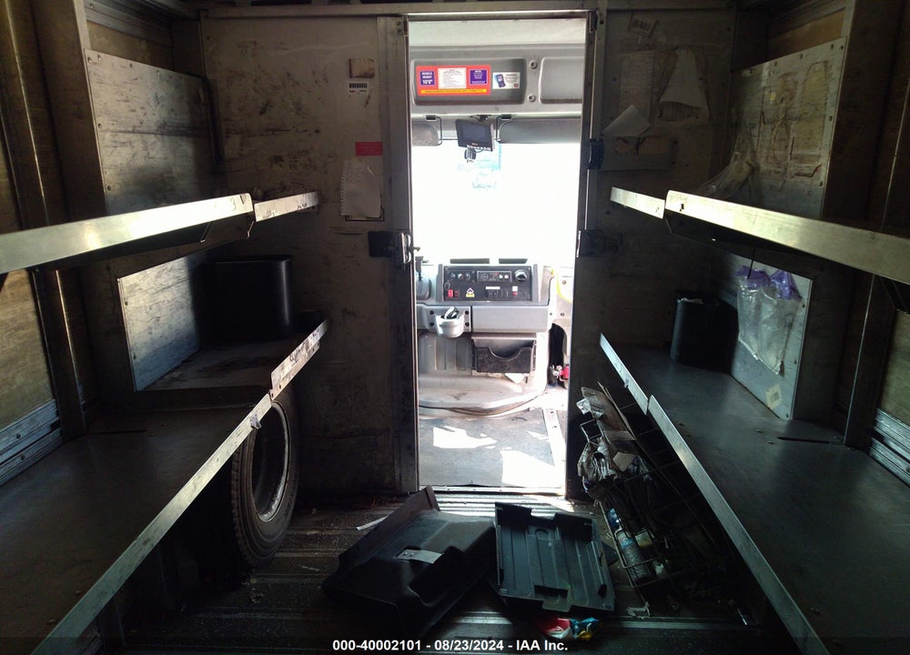 2012 ISUZU COMMERCIAL VAN VIN: JALB4T174C7W00377