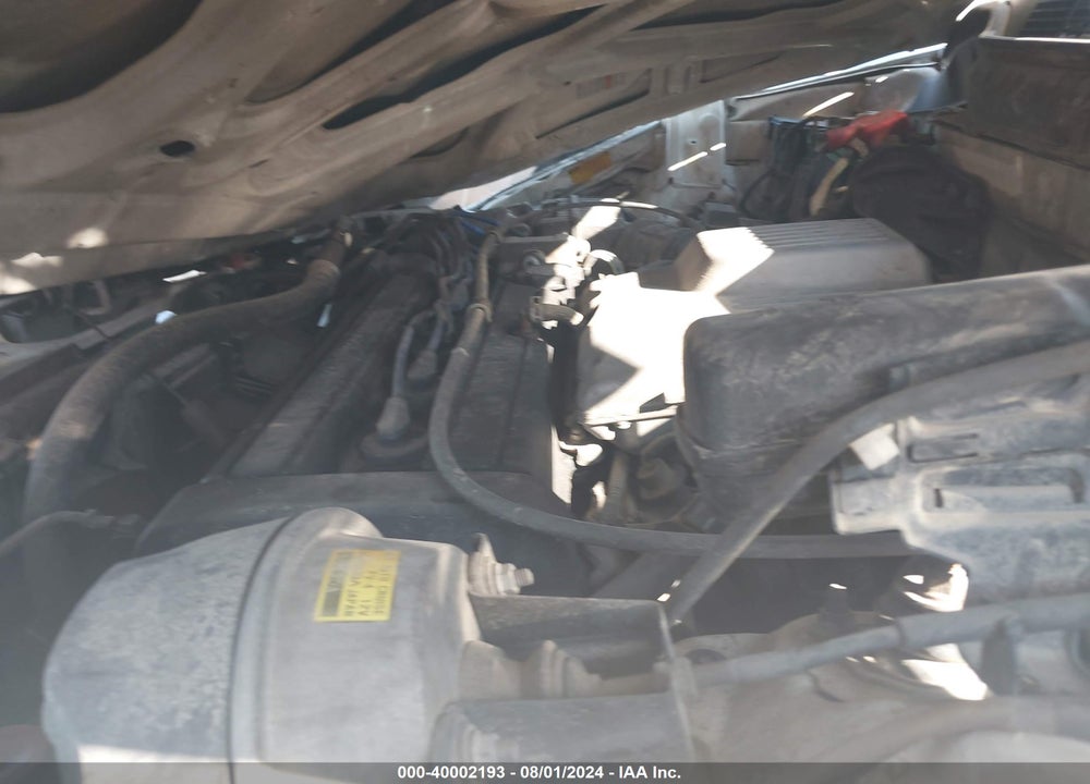 2000 HONDA CR-V EX VIN: JHLRD1866YC018879