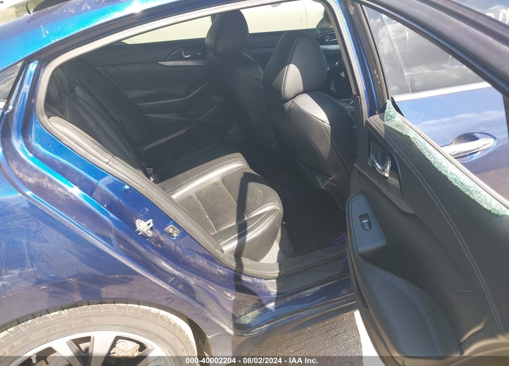 2018 NISSAN MAXIMA VIN: 1N4AA6AP3JC390470