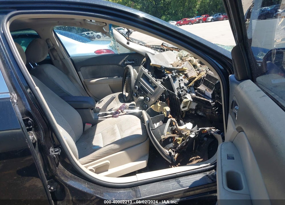 2011 FORD FUSION VIN: 3FAHP0HA4BR161486