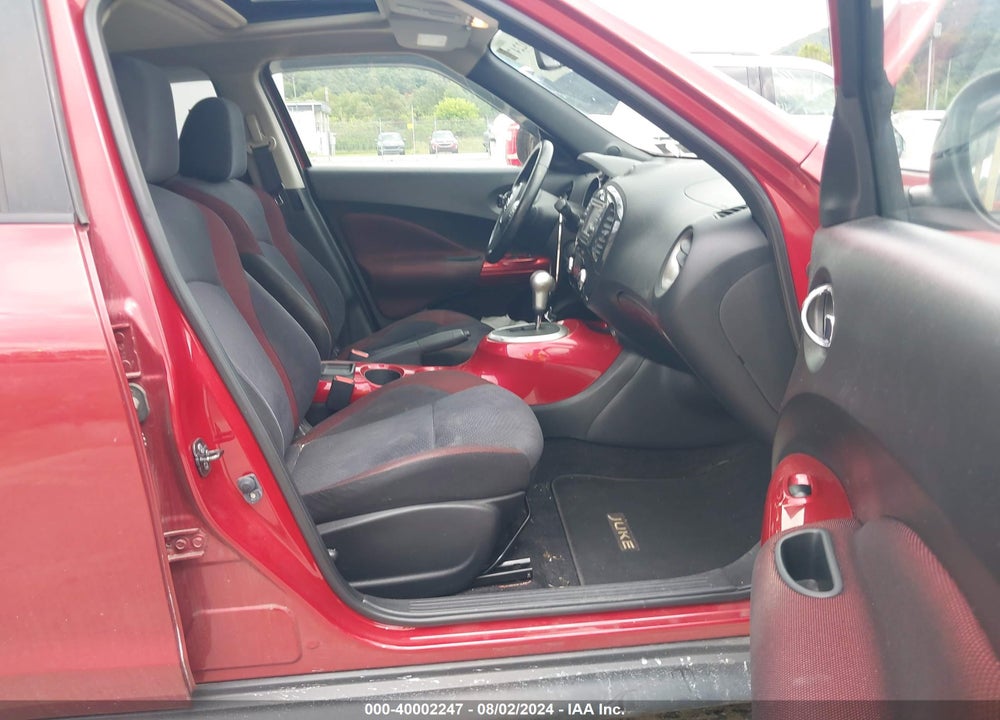 2011 NISSAN JUKE SV VIN: JN8AF5MV8BT029192