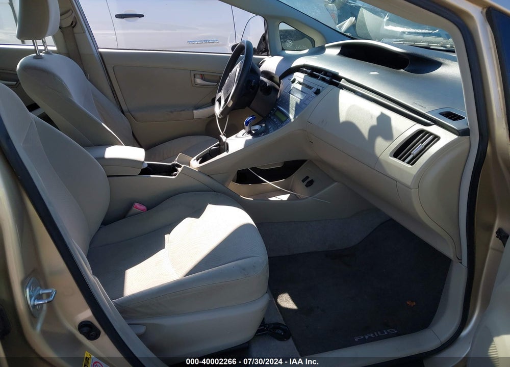 2011 TOYOTA PRIUS THREE VIN: JTDKN3DU0B1381483