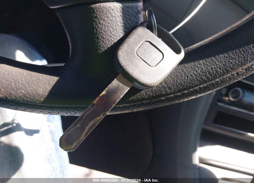 2004 HONDA ACCORD 2.4 LX VIN: 1HGCM56344A173764