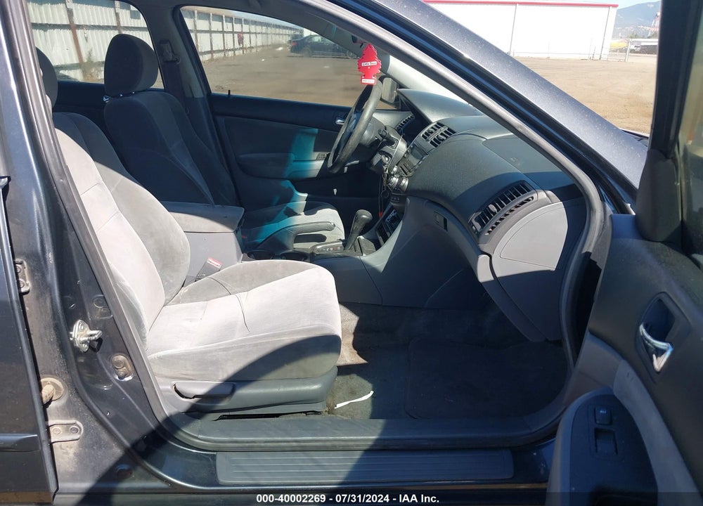 2004 HONDA ACCORD 2.4 LX VIN: 1HGCM56344A173764