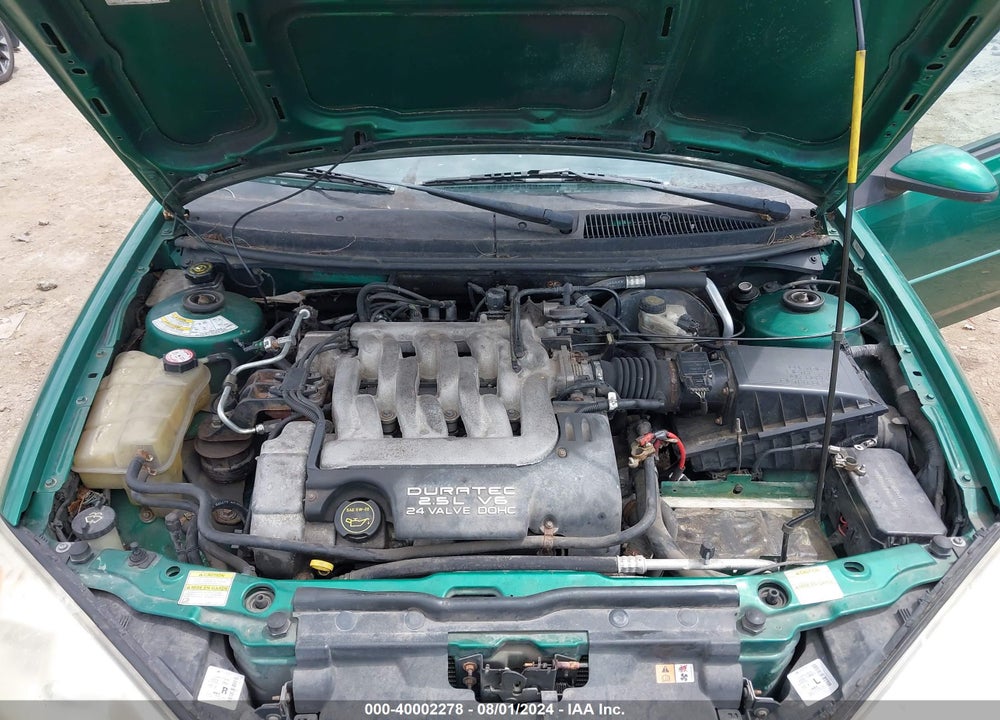 2002 MERCURY COUGAR V6 VIN: 1ZWFT61L525607202