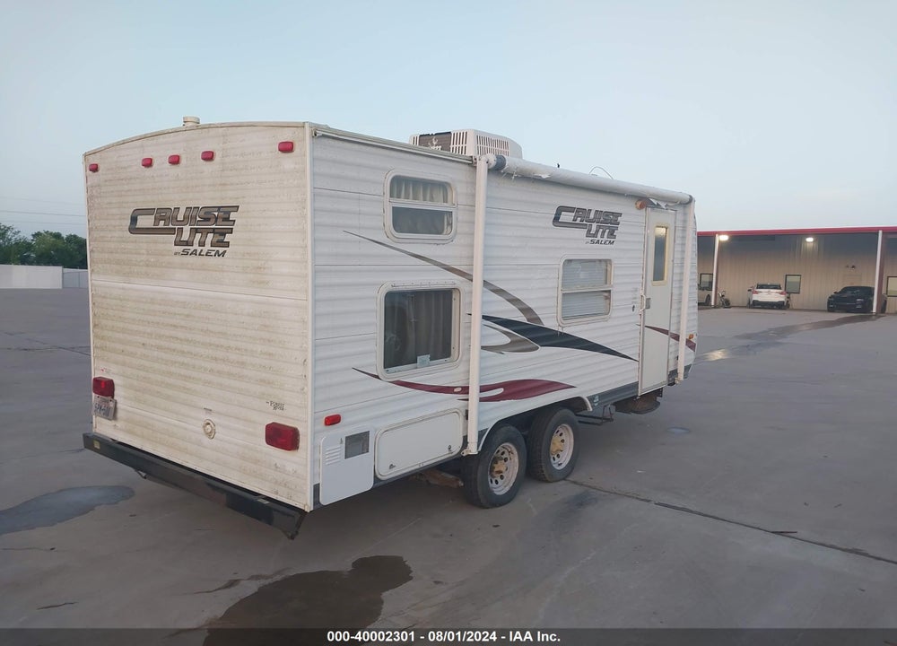 2010 FOREST RIVER SALEM VIN: 4X4TSMT23AR397951