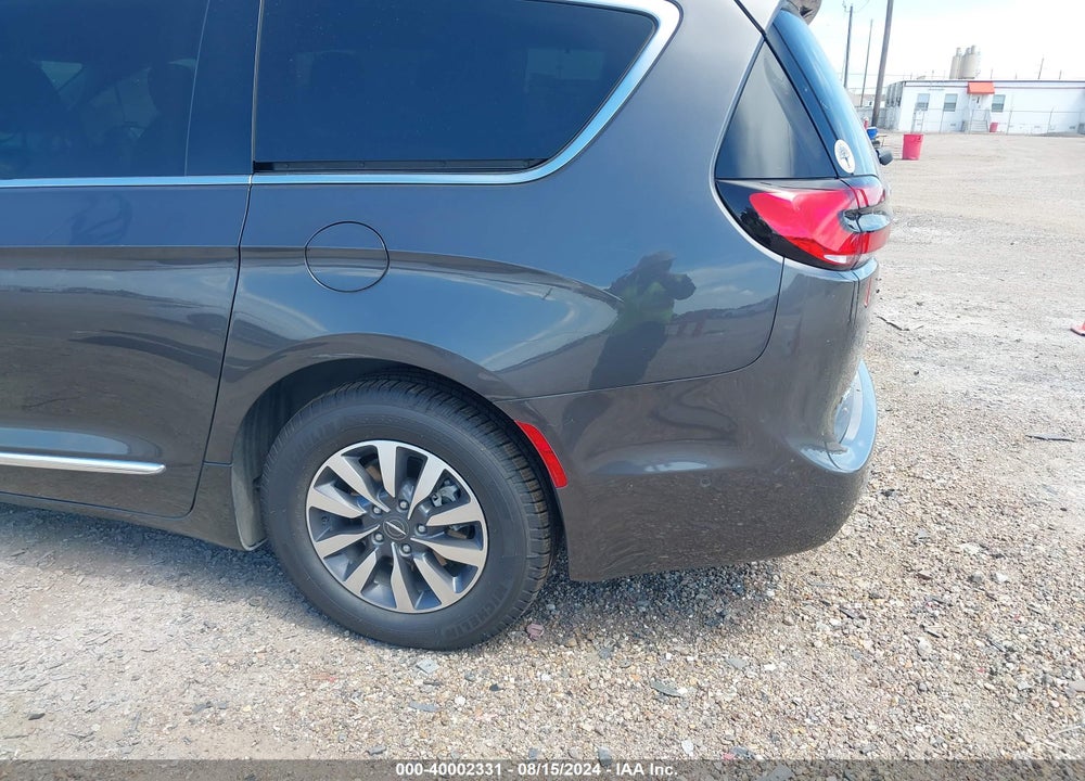 2022 CHRYSLER PACIFICA HYBRID LIMITED VIN: 2C4RC1S73NR102307