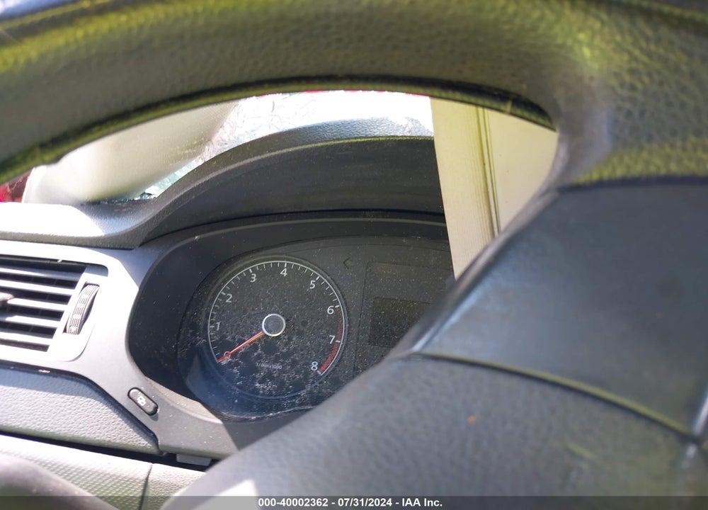 2011 VOLKSWAGEN JETTA 2.5L SE VIN: 3VWDX7AJXBM370429