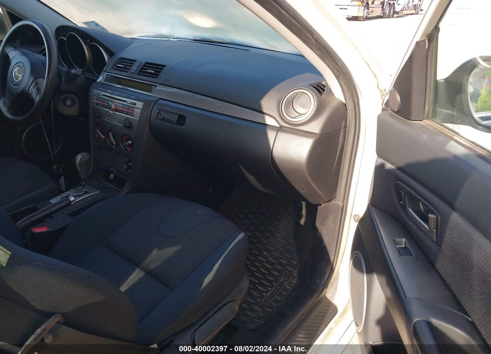 2008 MAZDA 3 S TOURING VIN: JM1BK343X81872071
