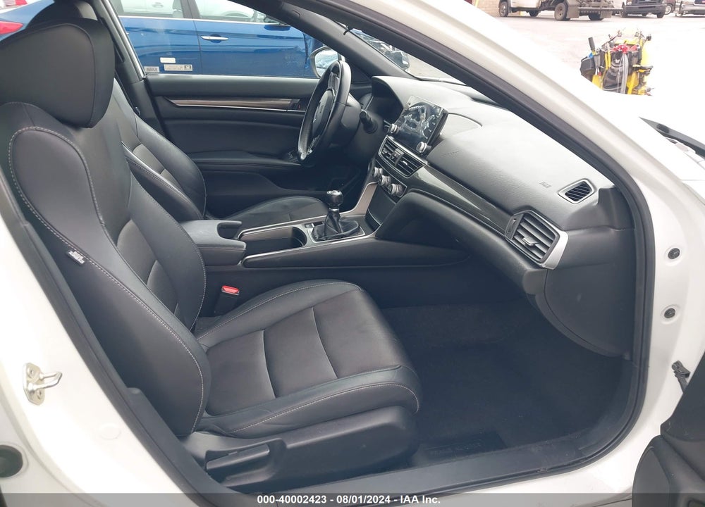 2019 HONDA ACCORD SPORT VIN: 1HGCV1E3XKA046764