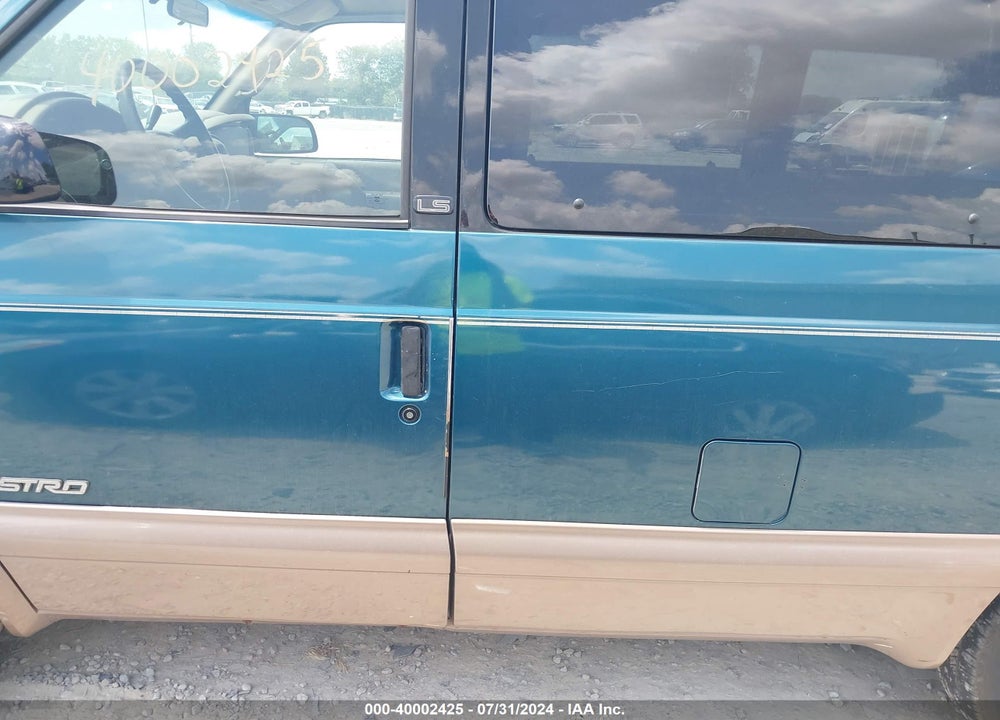 1999 CHEVROLET ASTRO VIN: 1GNDM19W0XB183537