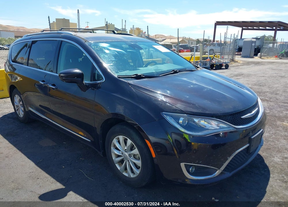 2018 CHRYSLER PACIFICA TOURING L PLUS VIN: 2C4RC1EGXJR166916