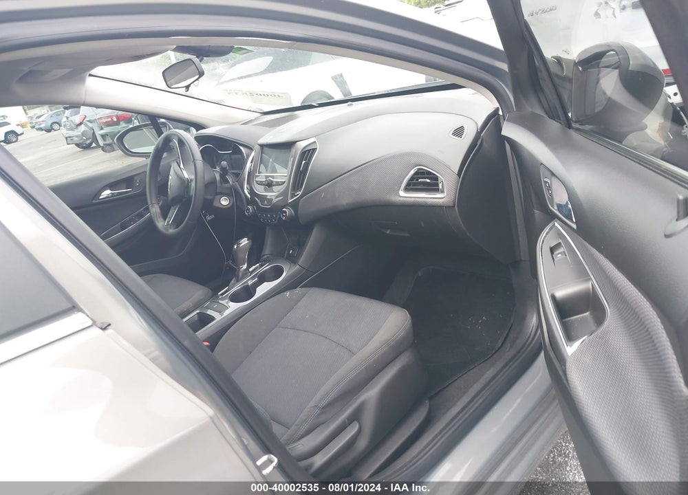 2018 CHEVROLET CRUZE LT AUTO VIN: 1G1BE5SM5J7212627