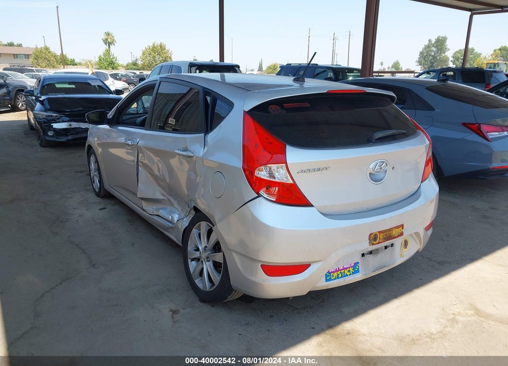 2013 HYUNDAI ACCENT SE VIN: KMHCU5AE1DU067127