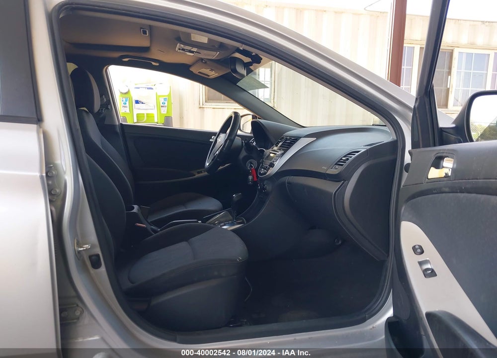 2013 HYUNDAI ACCENT SE VIN: KMHCU5AE1DU067127