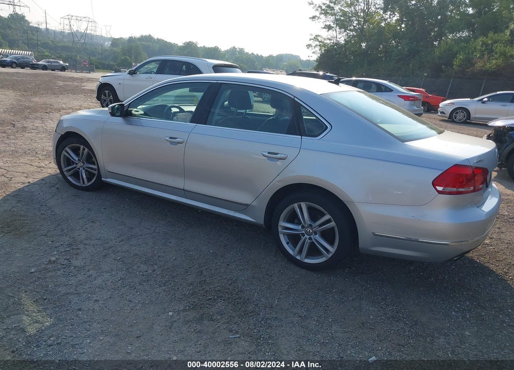 2015 VOLKSWAGEN PASSAT 1.8T SE VIN: 1VWBT7A39FC092652