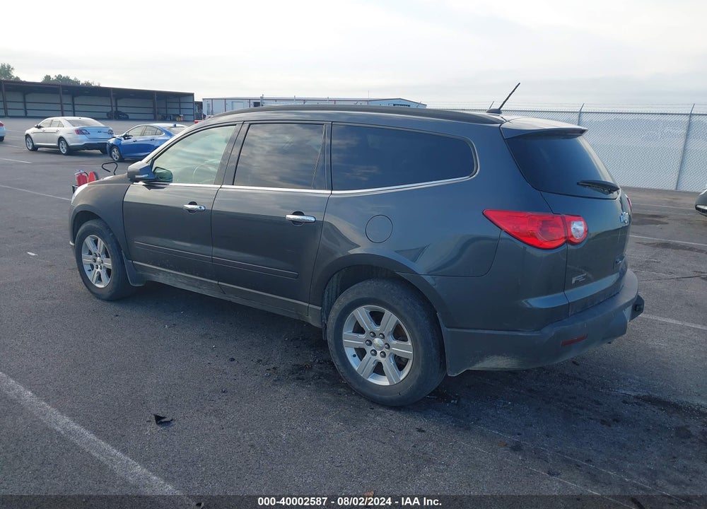 2011 CHEVROLET TRAVERSE 1LT VIN: 1GNKRGED8BJ214564