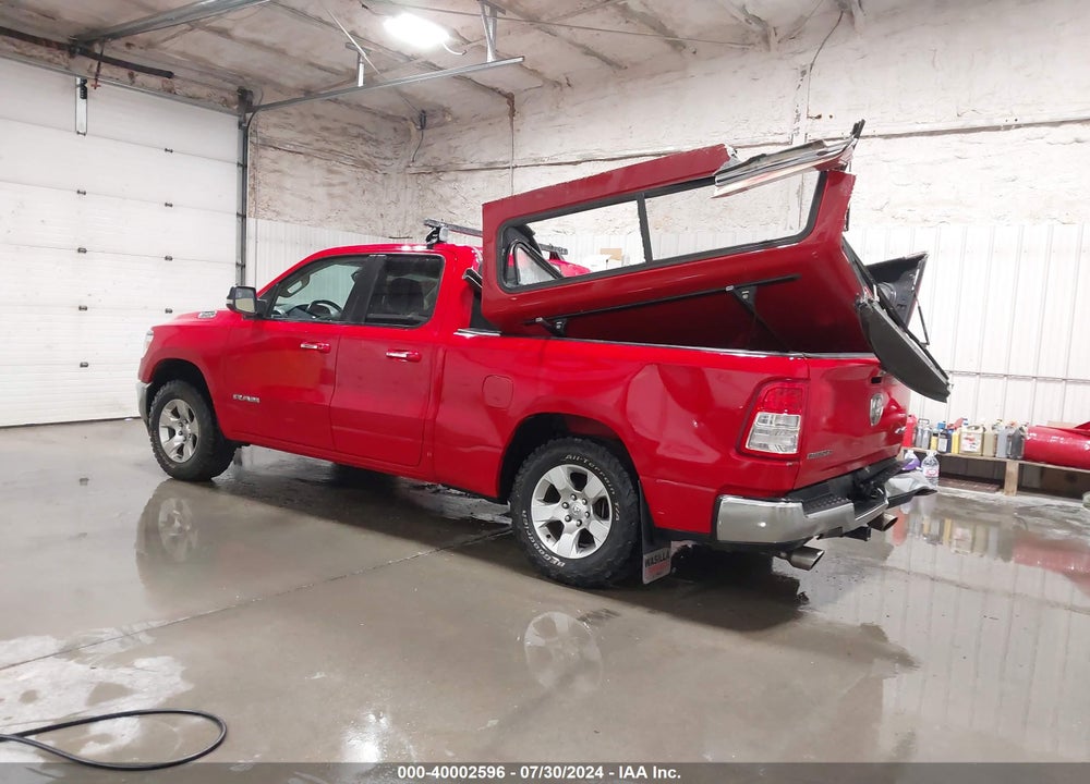 2019 RAM 1500 BIG HORN/LONE STAR QUAD CAB 4X4 6'4 BOX VIN: 1C6SRFBT9KN602188