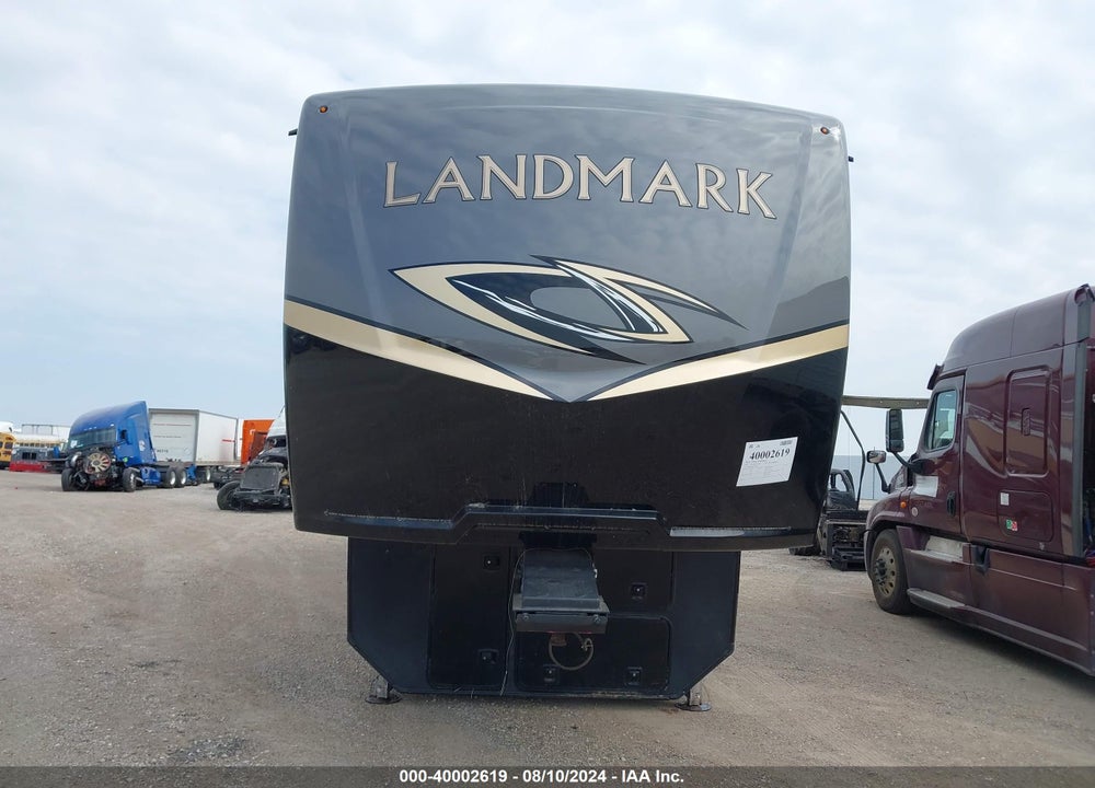 2022 HEARTLAND 365 LM LANDMARK VIN: 5SFBG4326NE479427