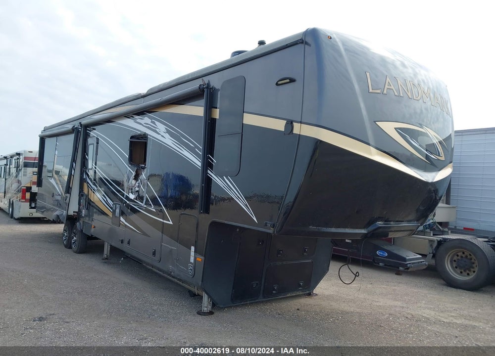 2022 HEARTLAND 365 LM LANDMARK VIN: 5SFBG4326NE479427