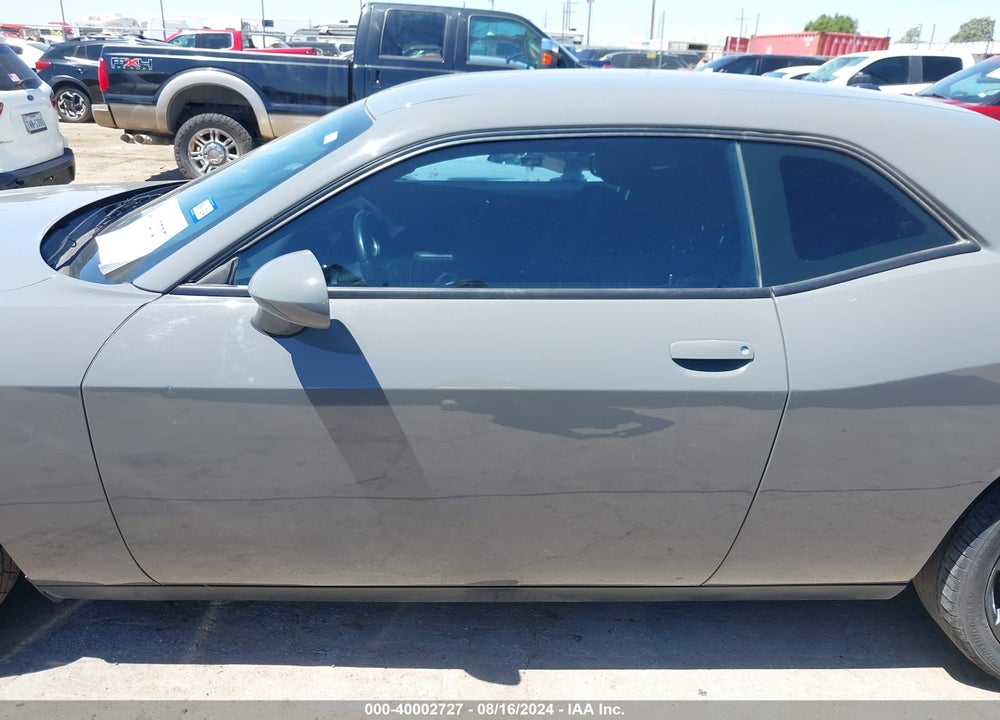 2019 DODGE CHALLENGER SXT VIN: 2C3CDZAG9KH623234