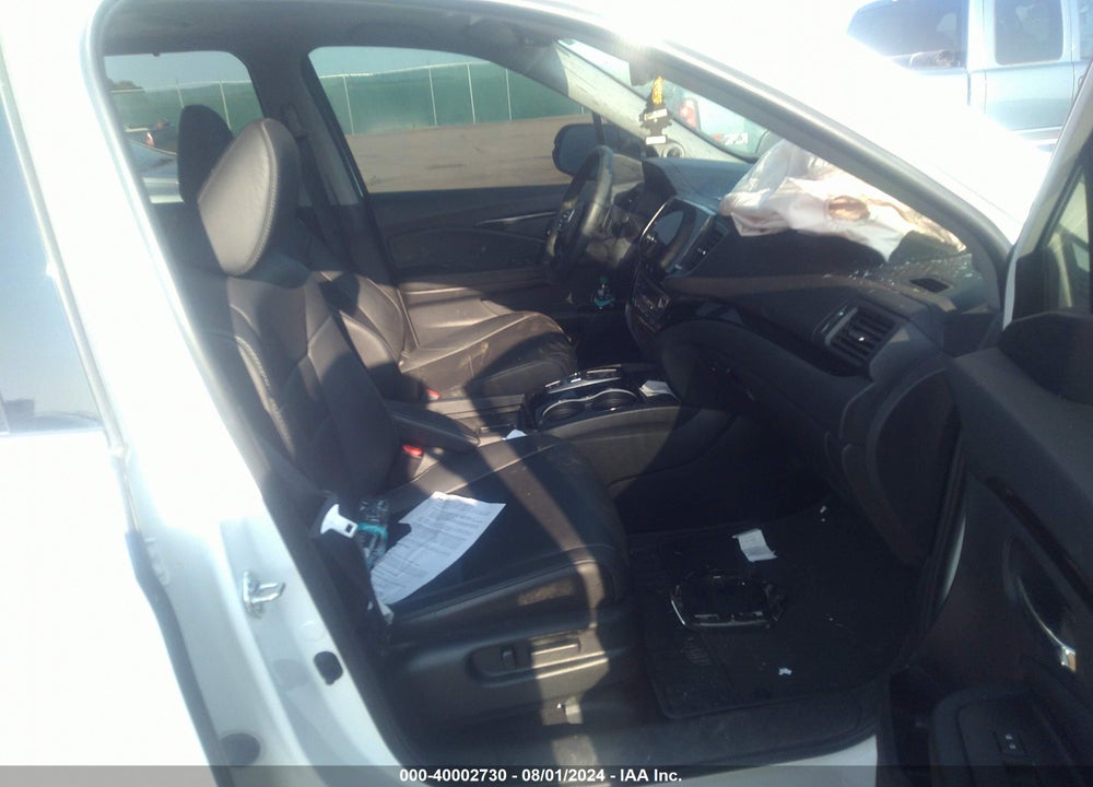 2022 HONDA PILOT AWD TOURING 8 PASSENGER VIN: 5FNYF6H90NB009622