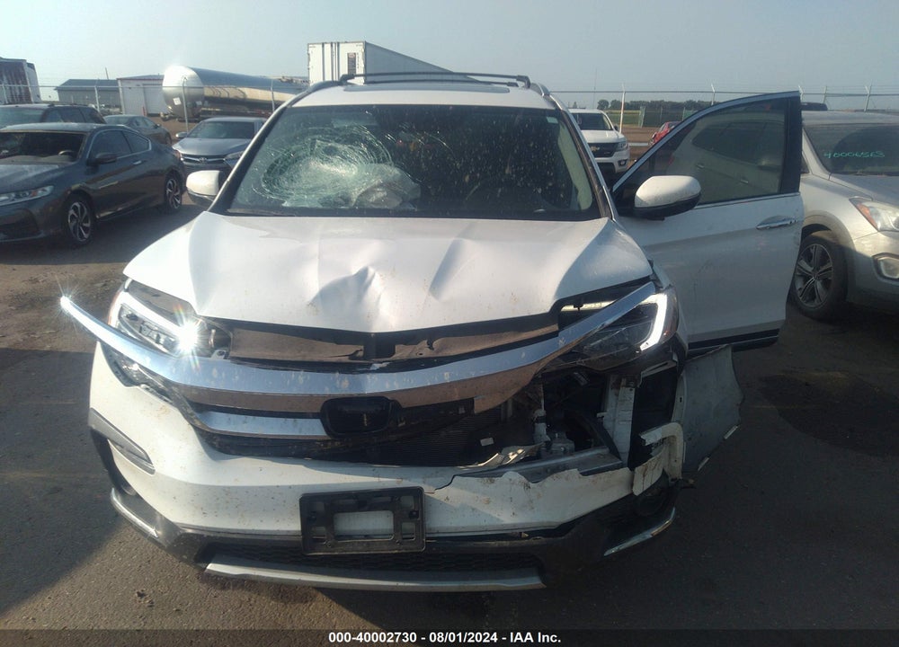 2022 HONDA PILOT AWD TOURING 8 PASSENGER VIN: 5FNYF6H90NB009622