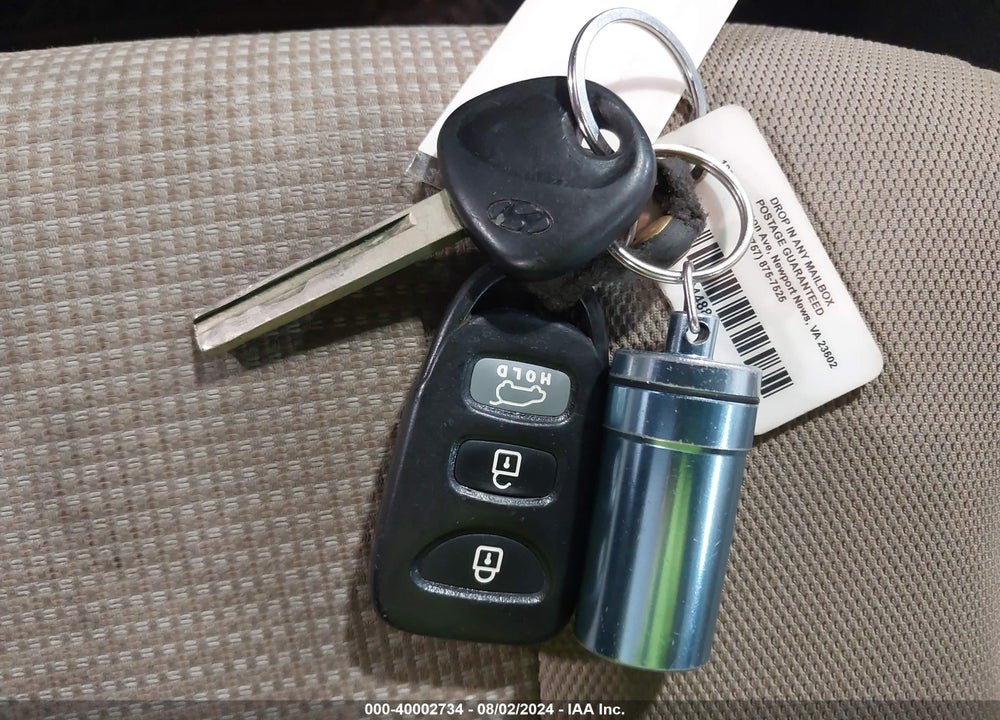 2013 HYUNDAI ELANTRA GT VIN: KMHD35LEXDU134179