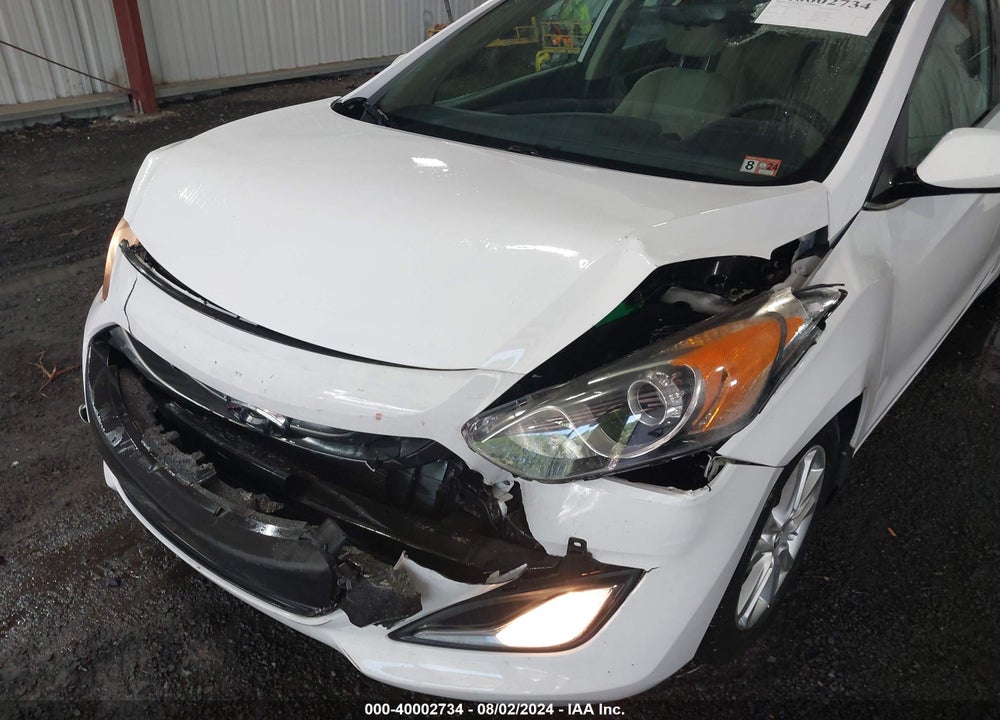 2013 HYUNDAI ELANTRA GT VIN: KMHD35LEXDU134179