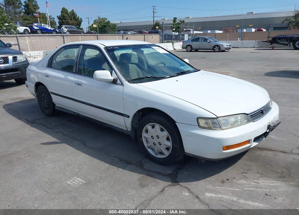 1996 HONDA ACCORD LX/EX VIN: 1HGCD5537TA029030