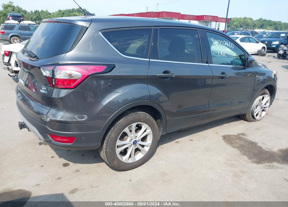 2017 FORD ESCAPE VIN: 1FMCU9G9XHUD67062