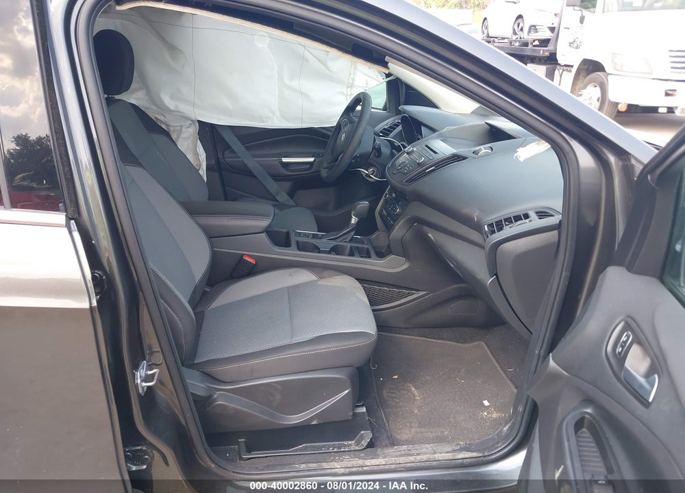 2017 FORD ESCAPE VIN: 1FMCU9G9XHUD67062