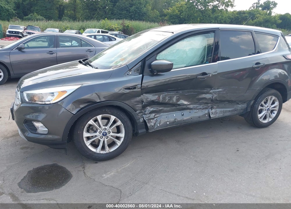 2017 FORD ESCAPE VIN: 1FMCU9G9XHUD67062