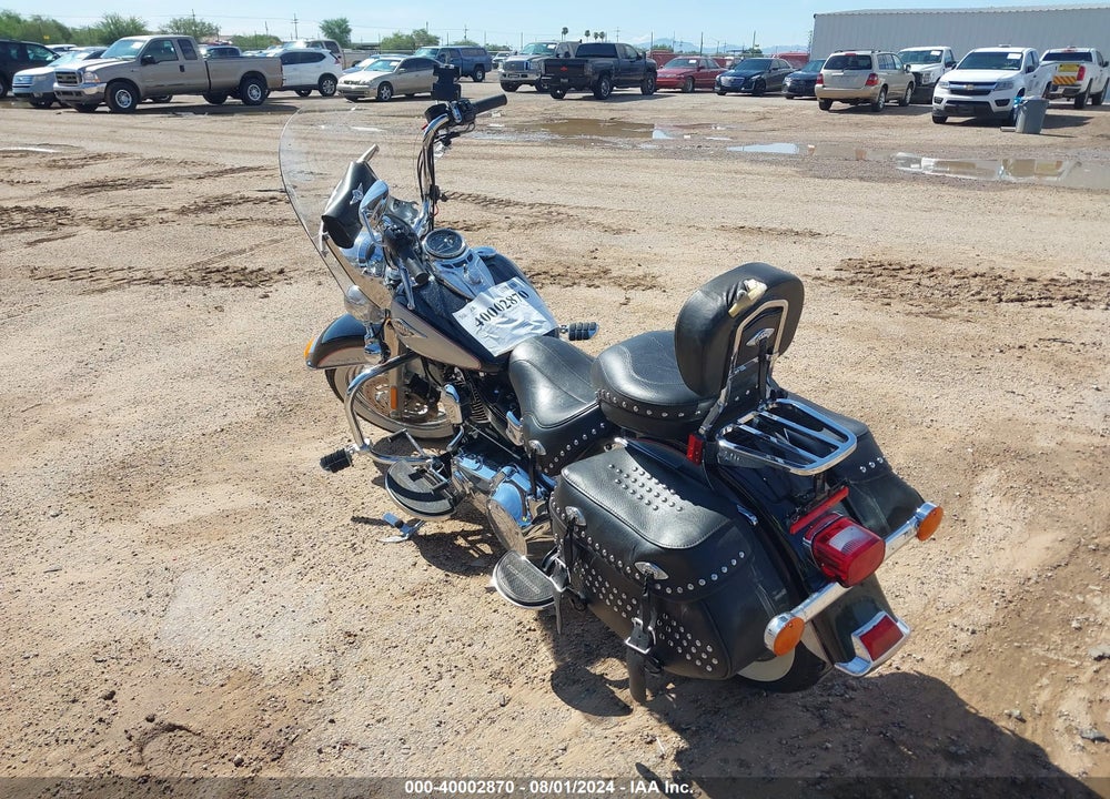 2013 HARLEY-DAVIDSON FLSTC HERITAGE SOFTAIL CLASSIC VIN: 1HD1BWV11DB041474