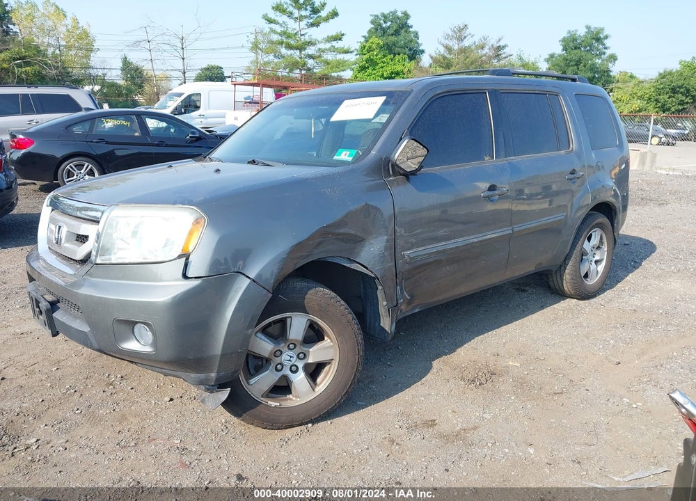 2009 HONDA PILOT EX-L VIN: 5FNYF485X9B003298