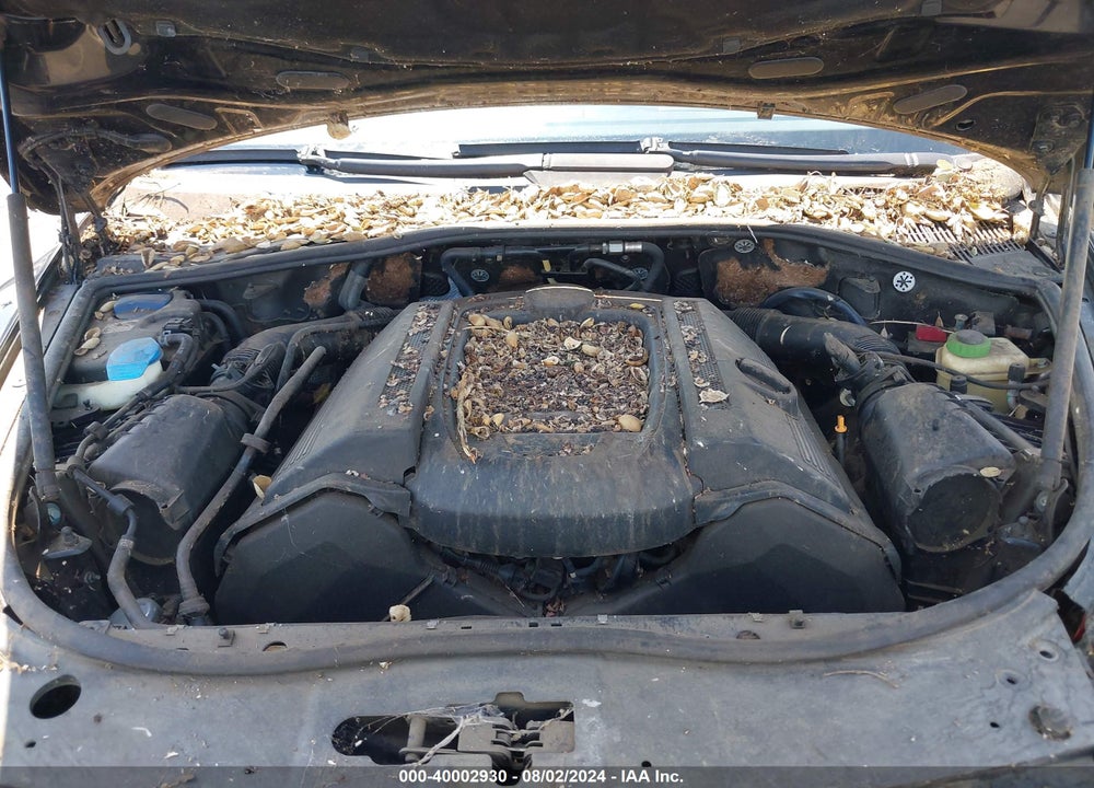 2004 VOLKSWAGEN TOUAREG V8 VIN: WVGCM77L54D051434