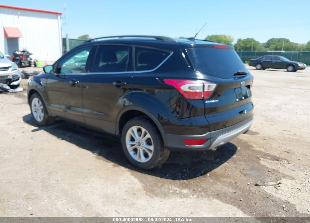 2017 FORD ESCAPE SE VIN: 1FMCU0GD5HUC12161