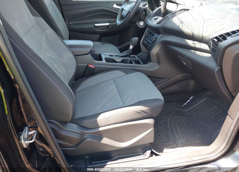 2017 FORD ESCAPE SE VIN: 1FMCU0GD5HUC12161