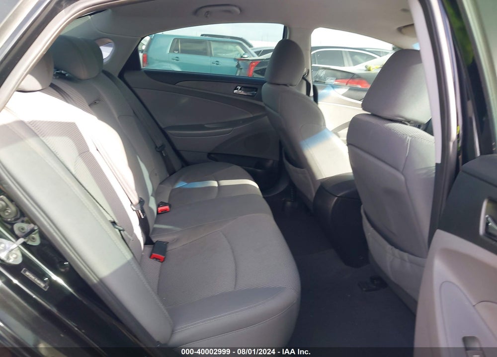 2014 HYUNDAI SONATA GLS VIN: 5NPEB4AC7EH847902
