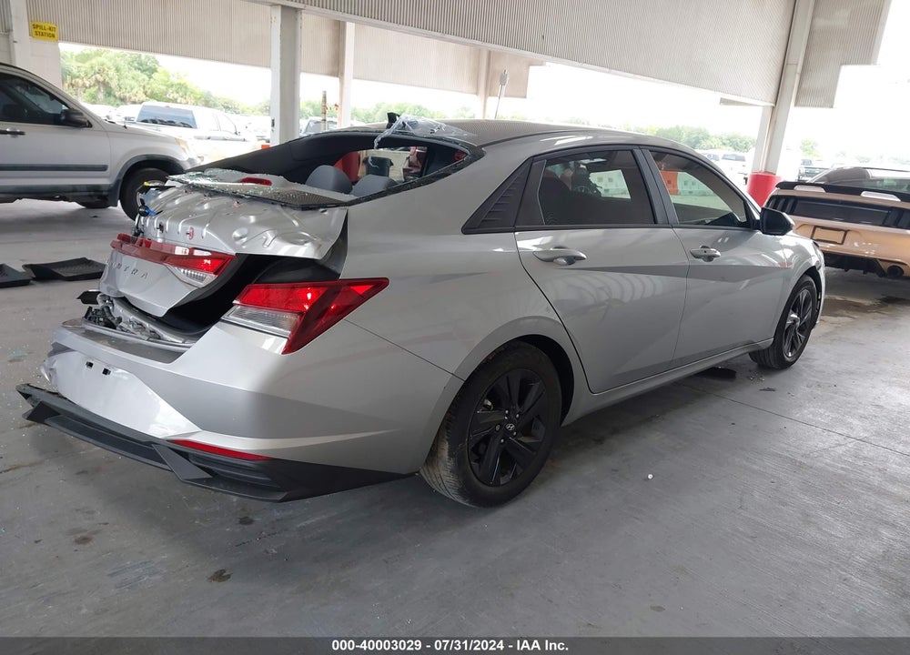 2021 HYUNDAI ELANTRA SEL VIN: 5NPLM4AG3MH047066