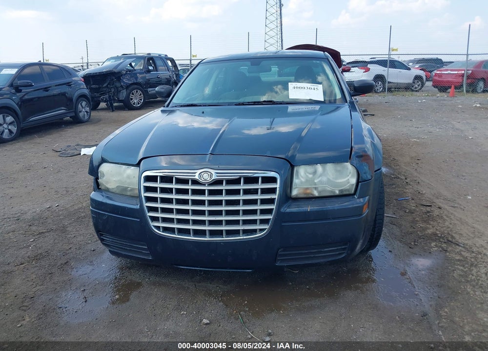 2008 CHRYSLER 300 LX VIN: 2C3KA43R28H155507