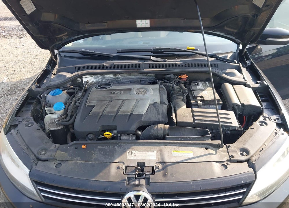 2013 VOLKSWAGEN JETTA VIN: 3VWLL7AJ8DM421601