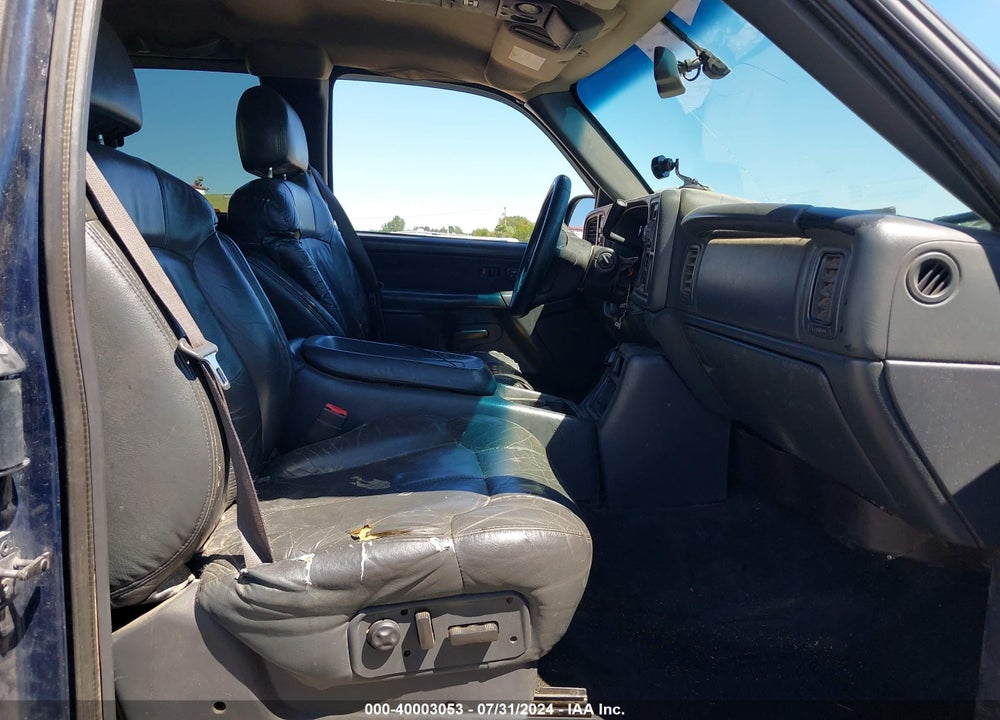 2002 CHEVROLET SILVERADO 2500HD LT VIN: 1GCHK29GX2E265636