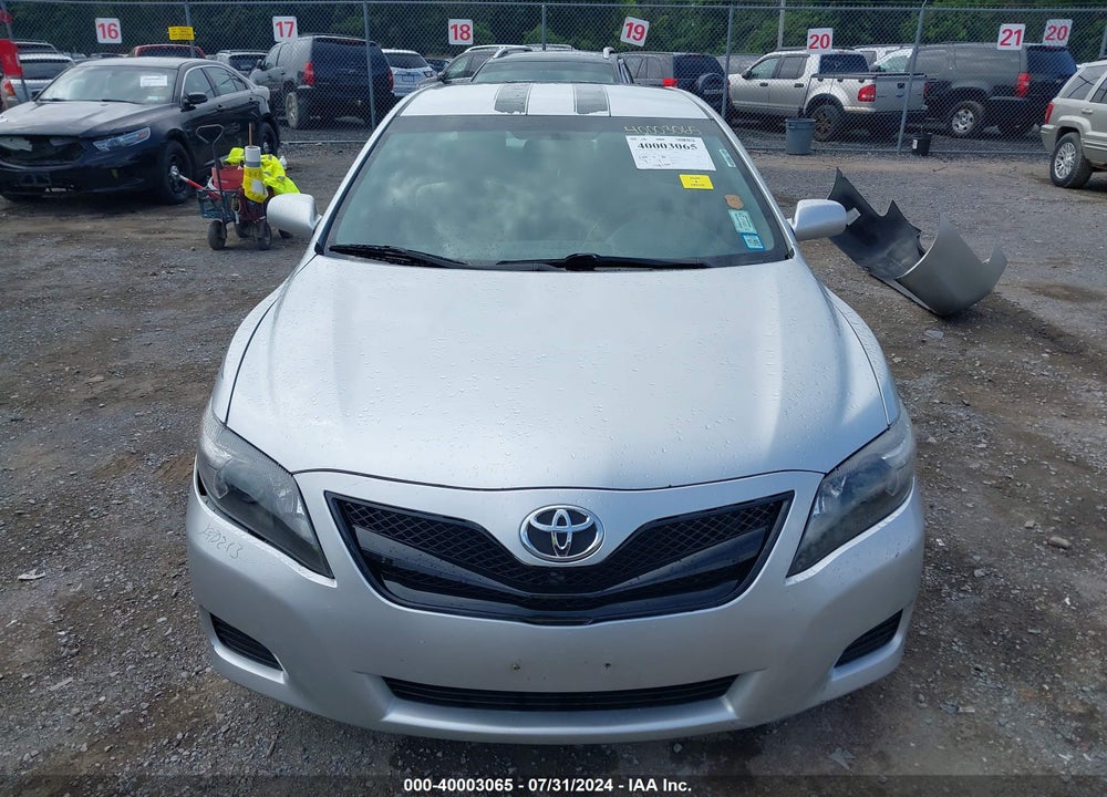 2011 TOYOTA CAMRY LE VIN: 4T1BF3EK1BU700703