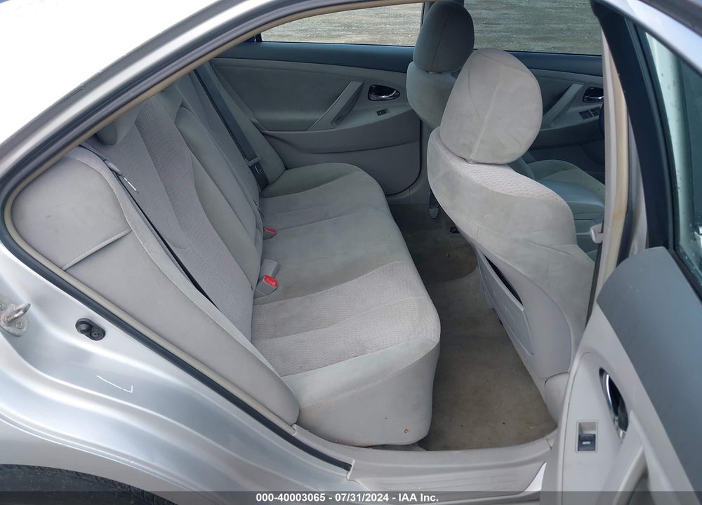 2011 TOYOTA CAMRY LE VIN: 4T1BF3EK1BU700703